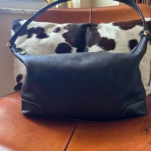 Maxx New York Black Leather Shoulder Bag
